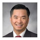 Photo of Dr. Cu Phan