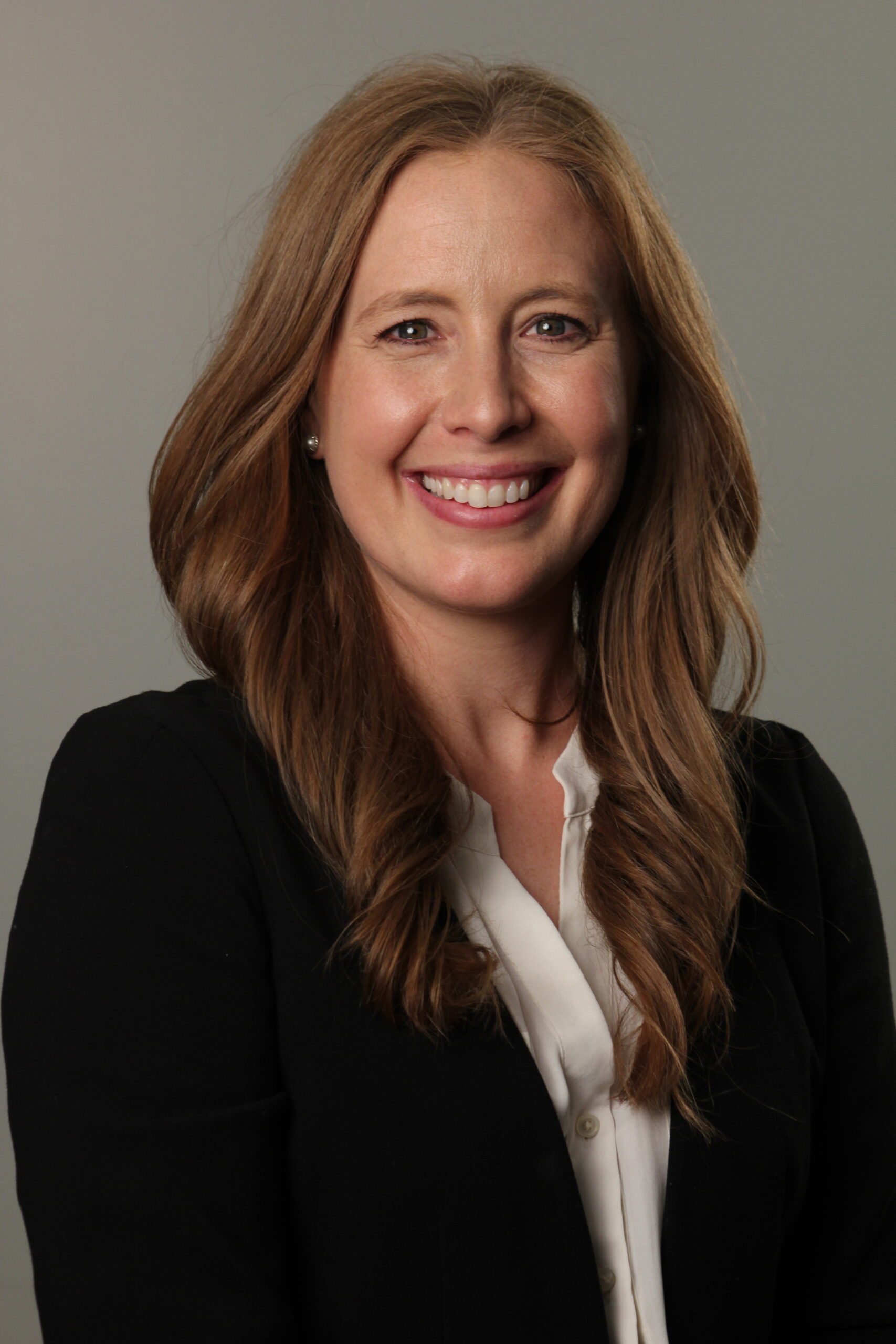 Photo of Dr. Lauren Cooley