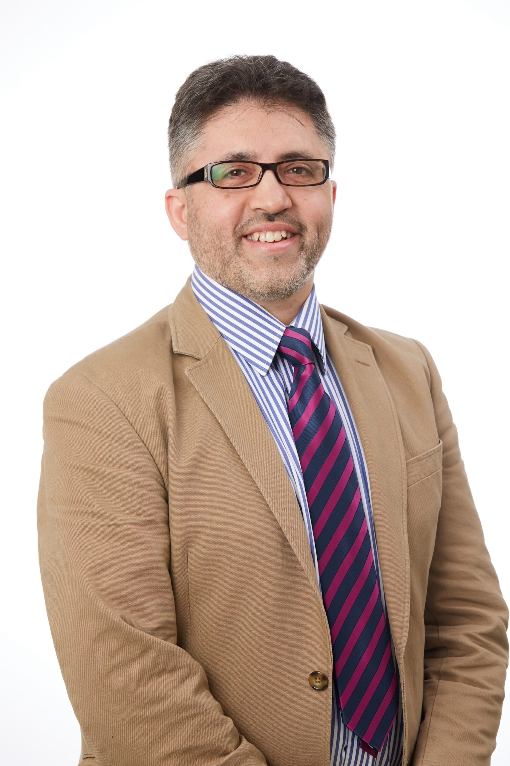 Photo of Dr. Farooq Khan