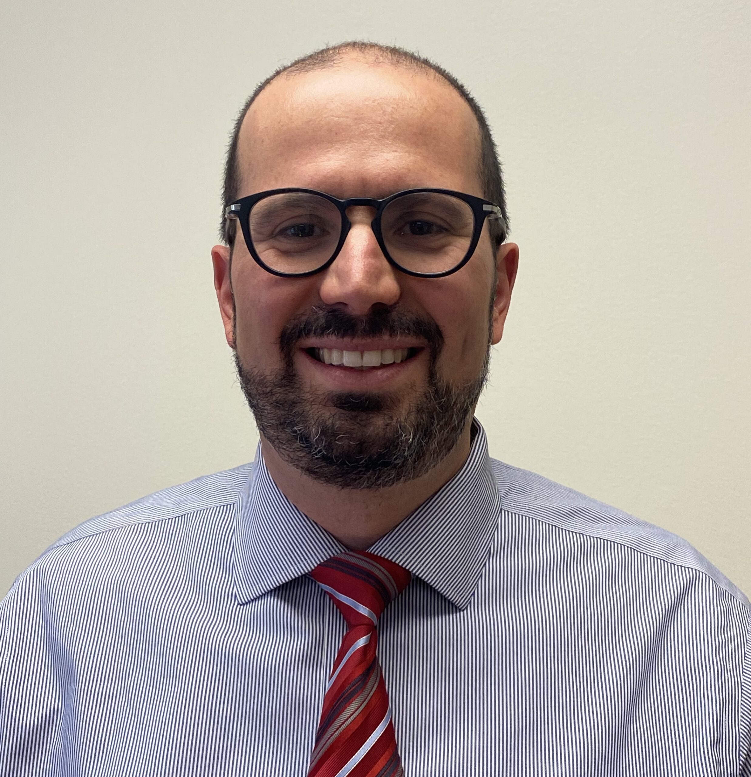 Photo of Dr. Alvaro Lucioni