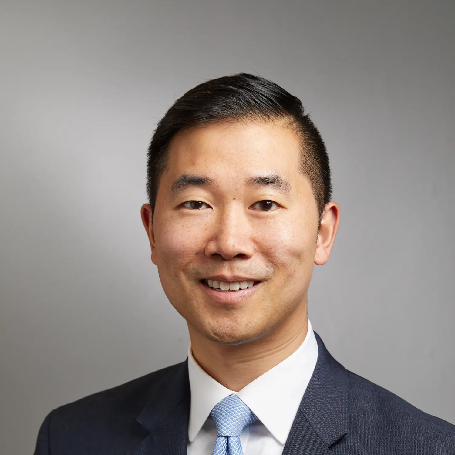 Photo of Dr. Timothy Tran