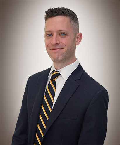 Photo of Dr. Joshua Aizen