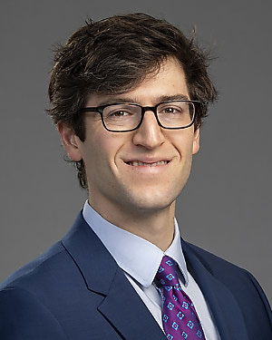 Photo of Dr. Zachary Glaser