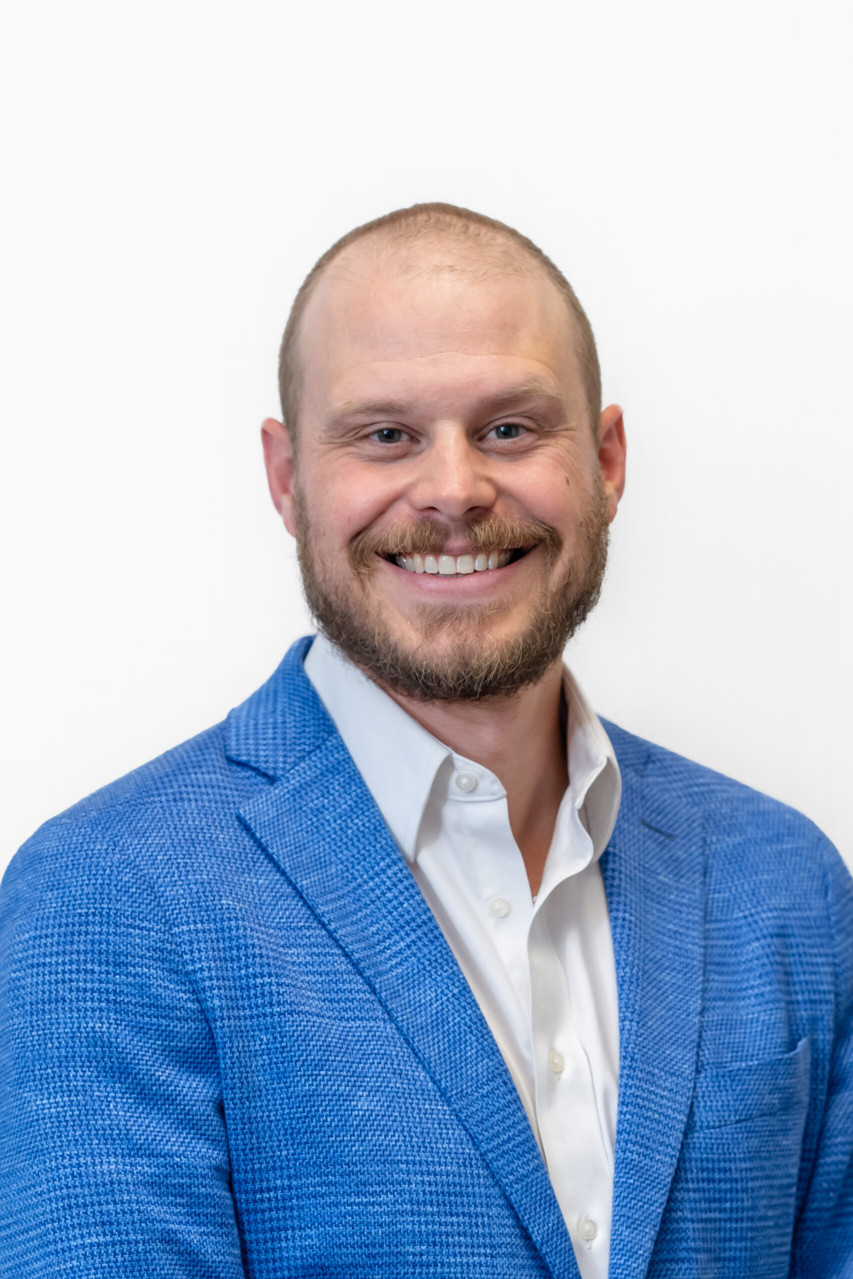 Photo of Dr. Ryan Baker